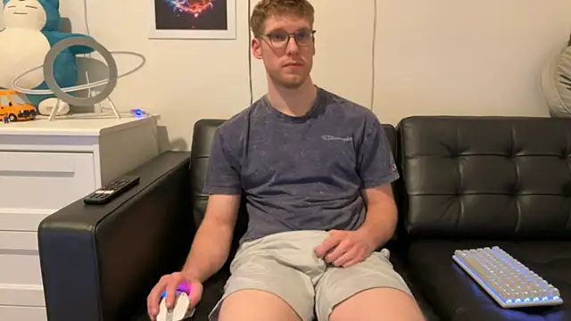 BlueEyedTallGuy94 online show from 01/12/25, 01:32