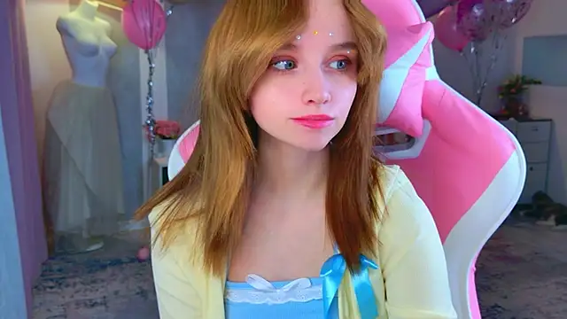 b4by LoL1 online show from 11/28/25, 05:48