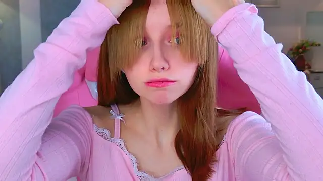 b4by LoL1 online show from 12/05/25, 12:14