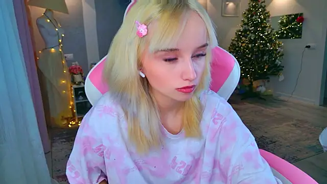 b4by LoL1 online show from 01/19/26, 11:14