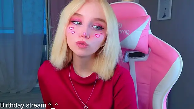 Snapshot of b4by_LoL1 chatting on 03/29/26, 02:06 b4by LoL1 online show from 03/29/26, 02:06