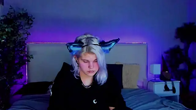 JoannLowe online show from 12/17/24, 11:27