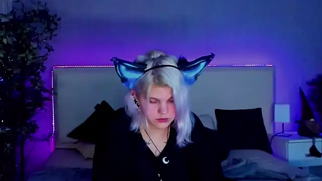 JoannLowe online show from 12/20/24, 11:58