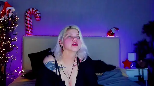 JoannLowe online show from 12/29/24, 04:16