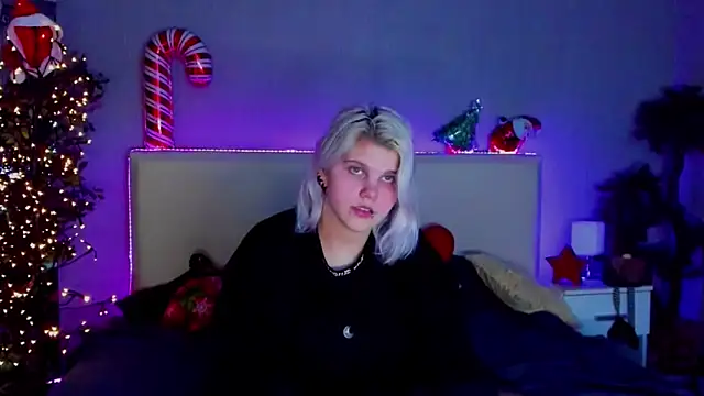 JoannLowe online show from 12/30/24, 08:58