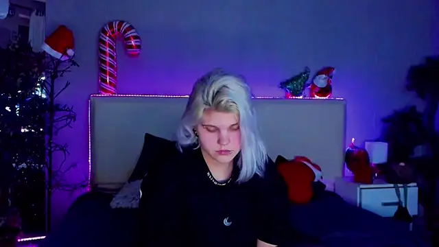 JoannLowe online show from 01/03/25, 08:43