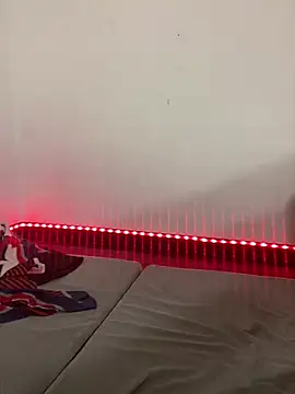 Snapshot of MiamiBang chatting on 12/16/24, 07:58 MiamiBang online show from 12/16/24, 07:58