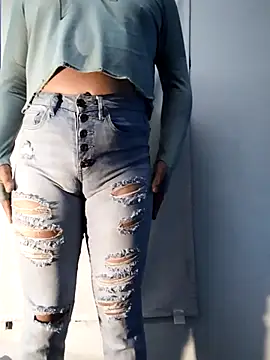 Snapshot of MiamiBang chatting on 02/14/26, 08:44 MiamiBang online show from 02/14/26, 08:44