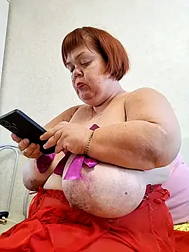 MIDGET-TITS online show from 10/25/25, 08:00