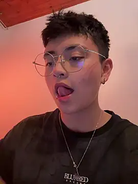 Ashley Chriss online show from 12/30/24, 07:37