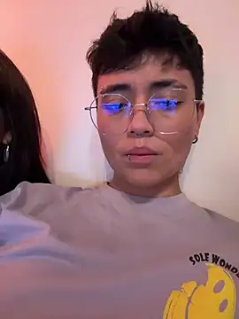 Ashley Chriss online show from 01/04/25, 06:52