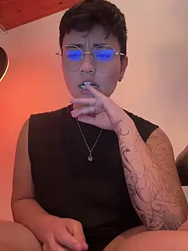 Ashley Chriss online show from 01/07/25, 05:33