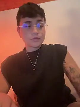 Ashley Chriss online show from 01/09/25, 06:59