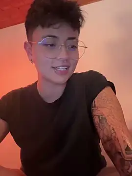 Ashley Chriss online show from 01/17/25, 07:08