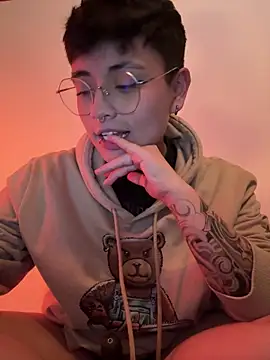 Ashley Chriss online show from 01/24/25, 07:41