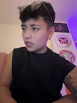 Ashley Chriss online show from 02/12/25, 12:48