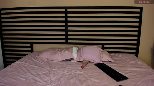 Catyloves online show from 11/06/25, 09:48