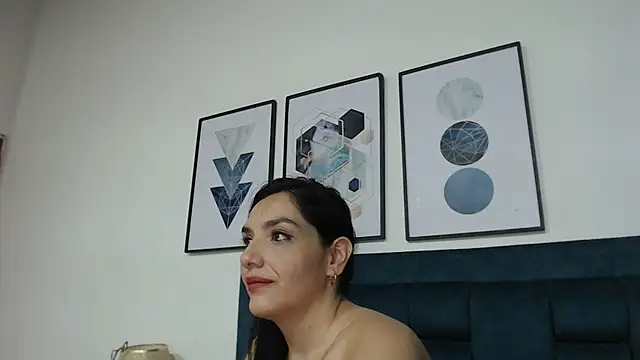 Sophia-Smith2 online show from 03/11/25, 07:03