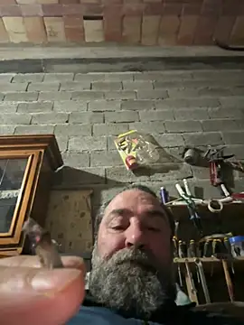 Snapshot of ros217 chatting on 01/17/26, 06:00 ros217 online show from 01/17/26, 06:00