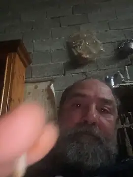 Snapshot of ros217 chatting on 02/04/26, 12:11 ros217 online show from 02/04/26, 12:11