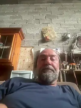 Snapshot of ros217 chatting on 07/07/26, 10:41 ros217 online show from 07/07/26, 10:41