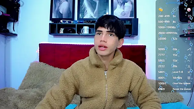 Snapshot of Tayson_Rivers chatting on 01/18/25, 12:35 Tayson Rivers online show from 01/18/25, 12:35