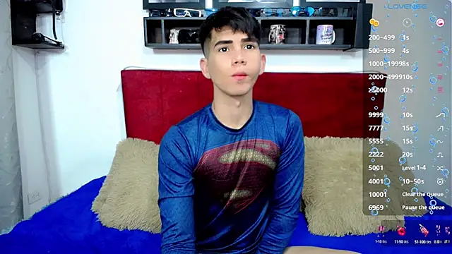 Snapshot of Tayson_Rivers chatting on 01/21/25, 09:04 Tayson Rivers online show from 01/21/25, 09:04