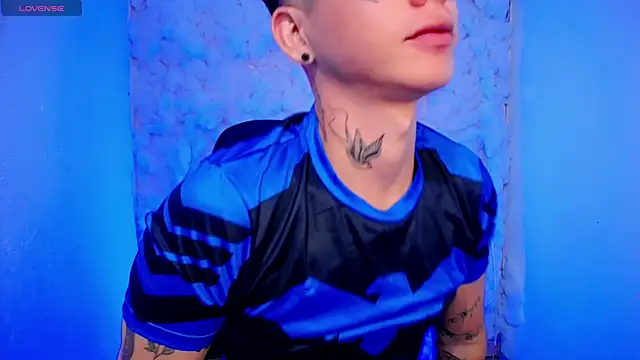 Snapshot of Tayson_Rivers chatting on 10/31/25, 12:50 Tayson Rivers online show from 10/31/25, 12:50