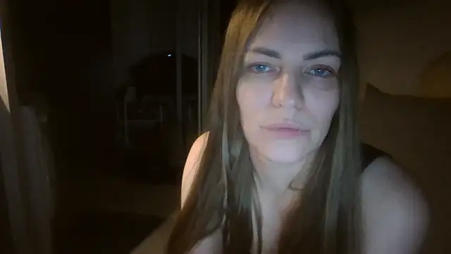 AnnaDiamond1 online show from 12/16/25, 11:32