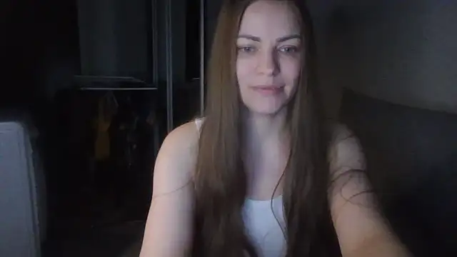 Snapshot of AnnaDiamond1 chatting on 04/19/26, 10:12 AnnaDiamond1 online show from 04/19/26, 10:12