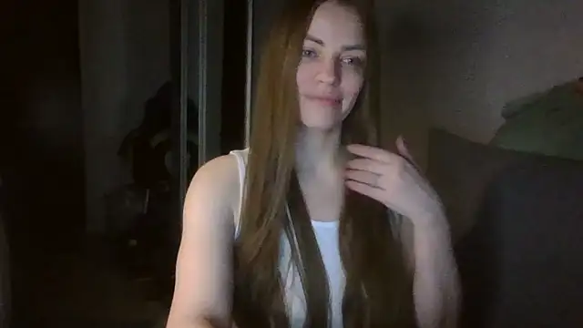 Snapshot of AnnaDiamond1 chatting on 04/21/26, 02:04 AnnaDiamond1 online show from 04/21/26, 02:04