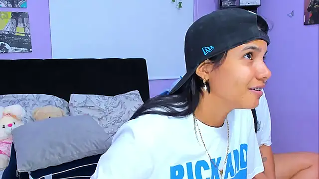 sara mendez2 online show from 01/23/25, 05:24