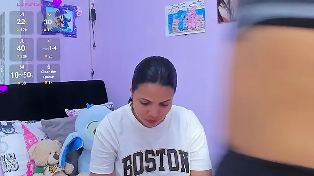 sara mendez2 online show from 09/18/25, 12:12