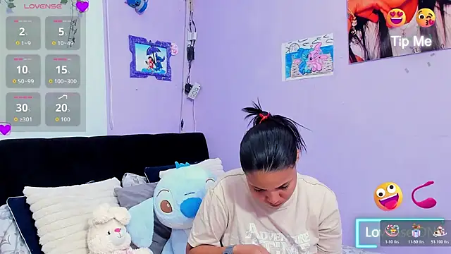 sara mendez2 online show from 11/15/25, 11:10