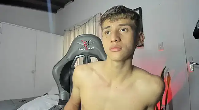 Snapshot of miguel_hz chatting on 02/05/25, 06:37 miguel hz online show from 02/05/25, 06:37