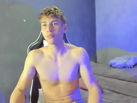 Snapshot of miguel_hz chatting on 03/13/25, 11:59 miguel hz online show from 03/13/25, 11:59