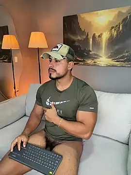 Snapshot of ApoloMakris chatting on 07/20/26, 07:05 ApoloMakris online show from 07/20/26, 07:05