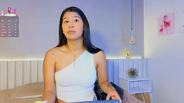 Aida moreno online show from 03/28/26, 11:43