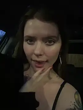 Snapshot of Ragdoll131 chatting on 03/04/25, 06:18 Ragdoll131 online show from 03/04/25, 06:18