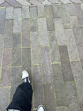 Snapshot of XMenX24 chatting on 12/15/24, 09:13 XMenX24 online show from 12/15/24, 09:13