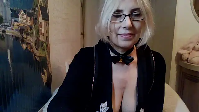 Snapshot of sweet_raspberry chatting on 01/12/25, 03:25 sweet raspberry online show from 01/12/25, 03:25
