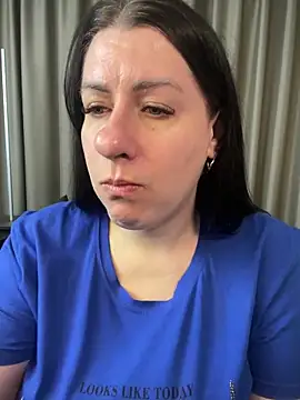 Evelinia online show from 01/05/25, 01:47