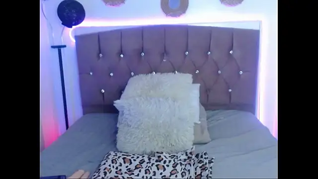 ailyn miranda online show from 12/15/25, 07:18