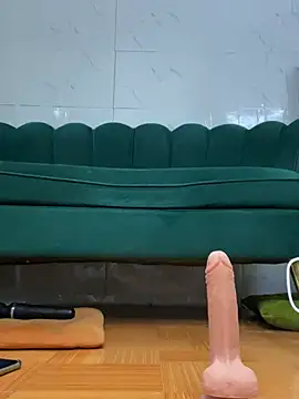 Snapshot of Bella_babei01 chatting on 01/09/25, 05:43 Bella babei01 online show from 01/09/25, 05:43