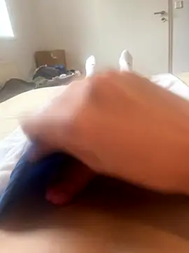 Nio-5 online show from 10/20/25, 03:23