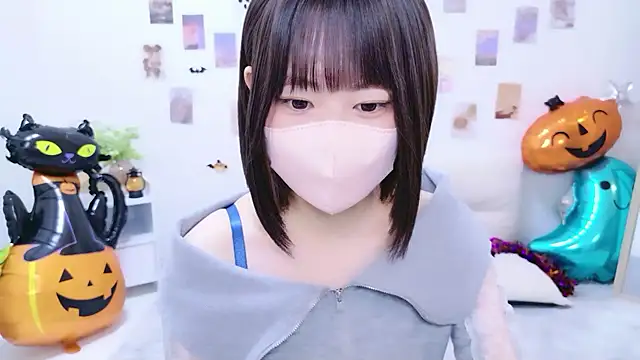 Snapshot of Im_Yu-na chatting on 11/01/25, 12:34 Im Yu-na online show from 11/01/25, 12:34