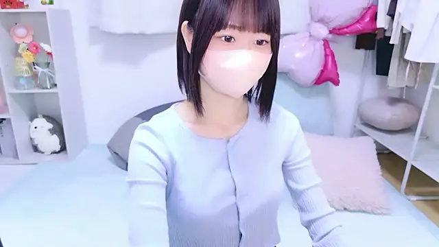 Snapshot of Im_Yu-na chatting on 05/22/26, 12:55 Im Yu-na online show from 05/22/26, 12:55