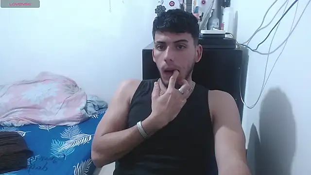 Snapshot of JackOcean chatting on 09/17/25, 07:04 JackOcean online show from 09/17/25, 07:04