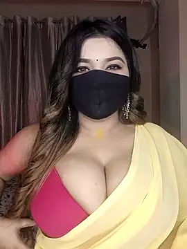 Snapshot of Bold-Cat chatting on 04/05/26, 06:05 Bold-Cat online show from 04/05/26, 06:05