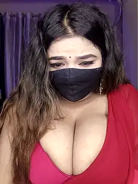 Snapshot of Bold-Cat chatting on 04/18/26, 07:58 Bold-Cat online show from 04/18/26, 07:58